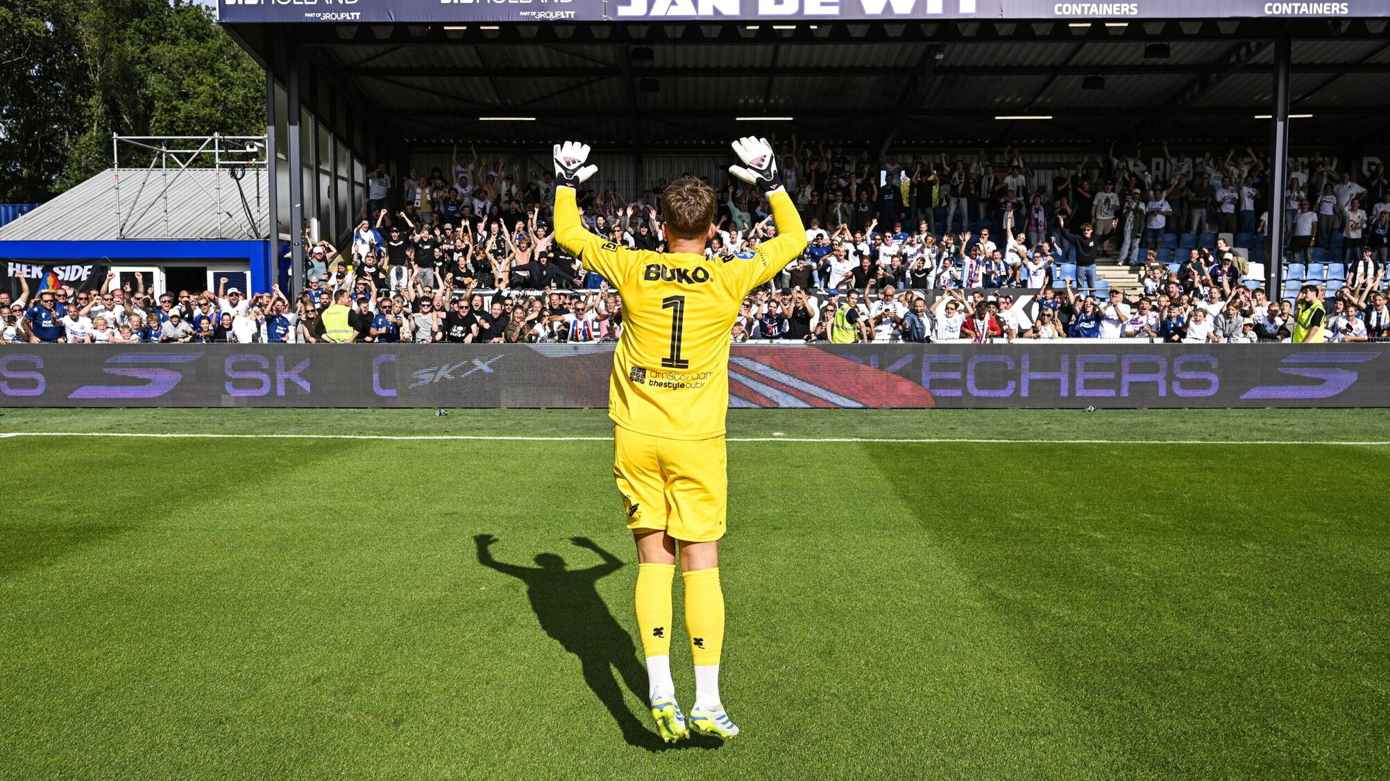 Un po’ portiere, un po’ goleador
