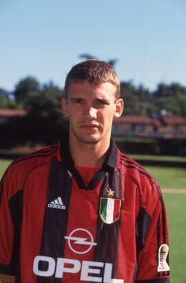 Dal rigore a Buffon al Pallone d'Oro: Shevchenko, le immagini più bella della carriera