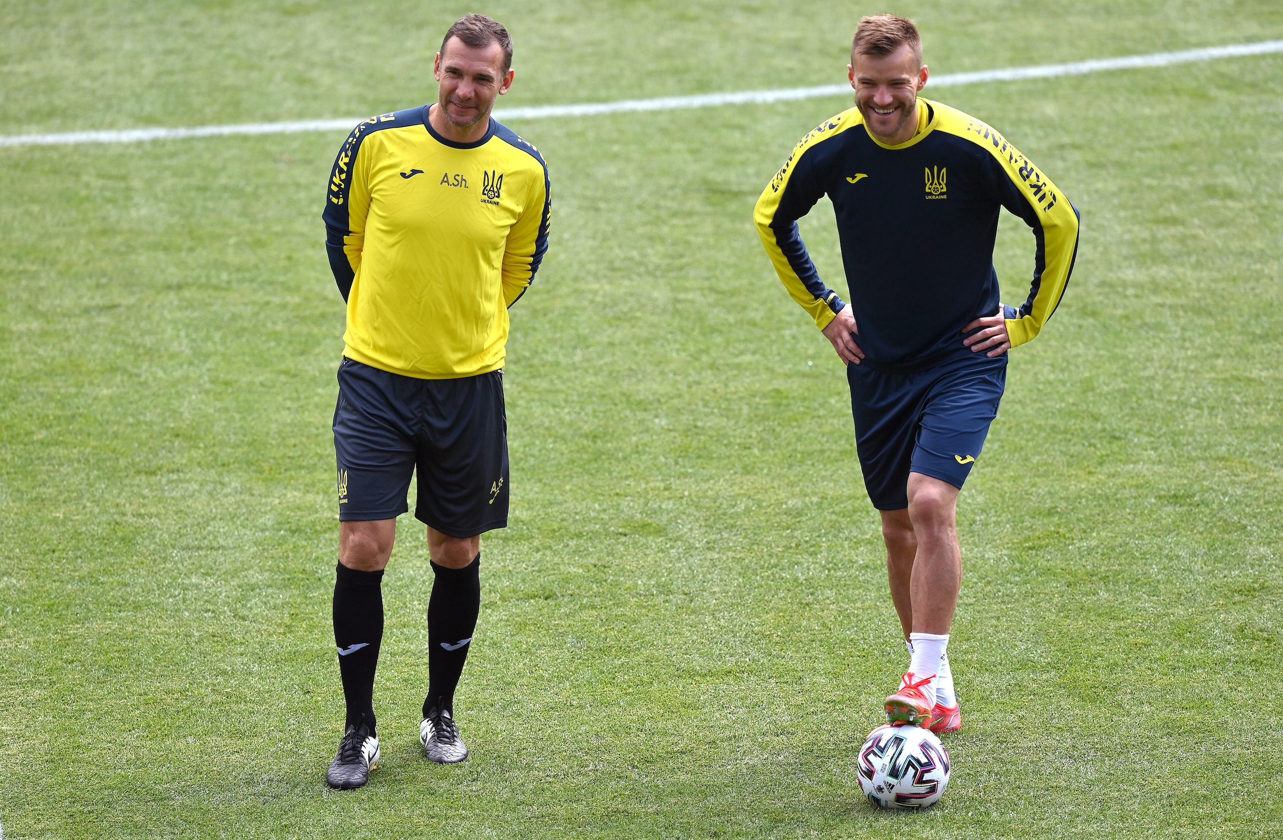 Dal rigore a Buffon al Pallone d'Oro: Shevchenko, le immagini più bella della carriera