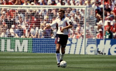 Tony Adams, una carriera in difesa