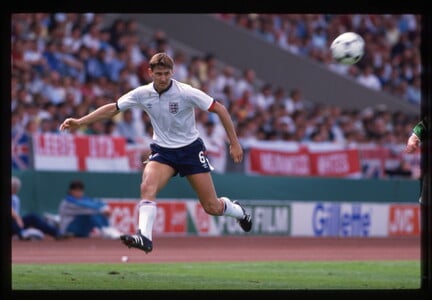 Tony Adams, una carriera in difesa