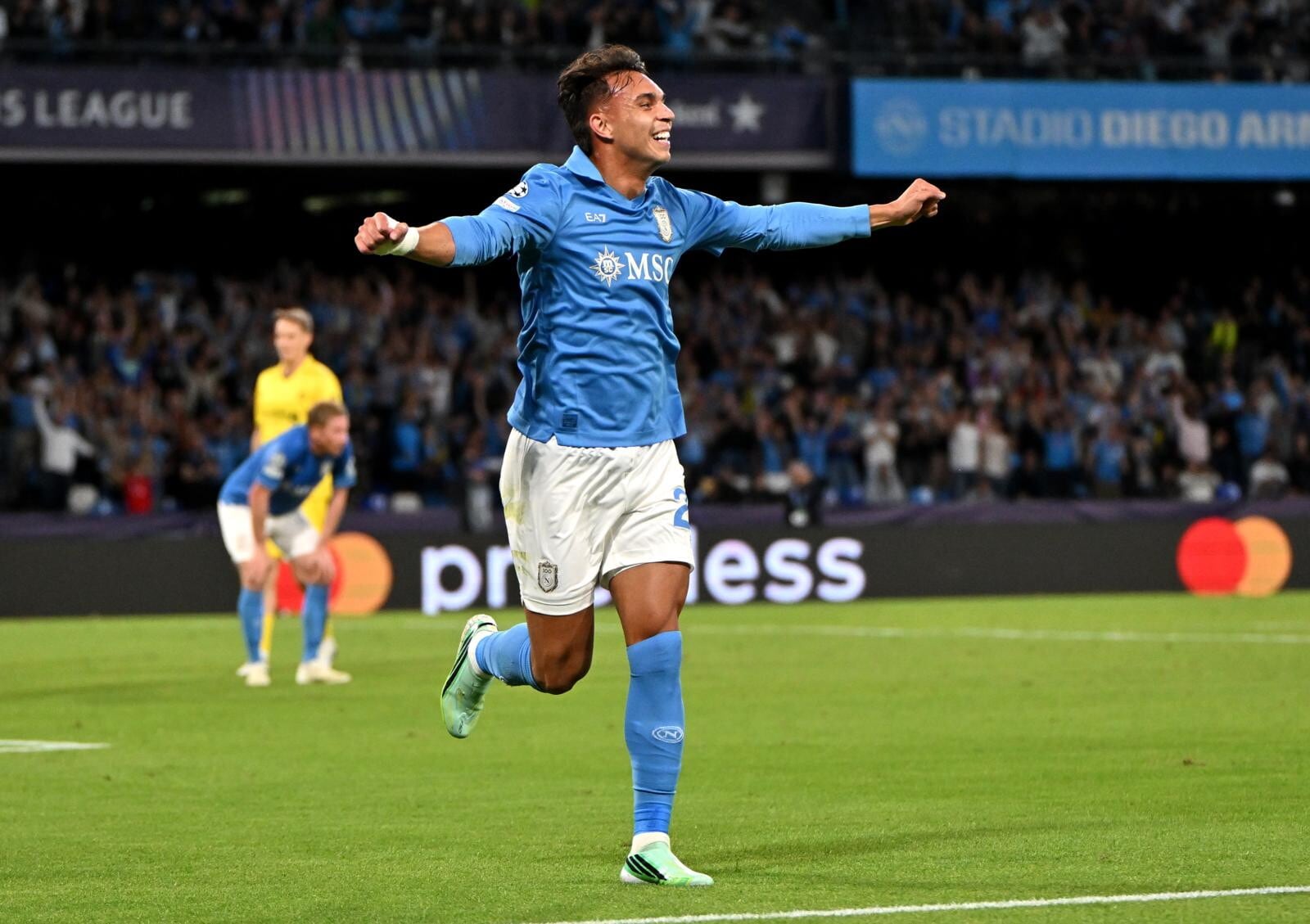 La notte Champions di Napoli e Roma