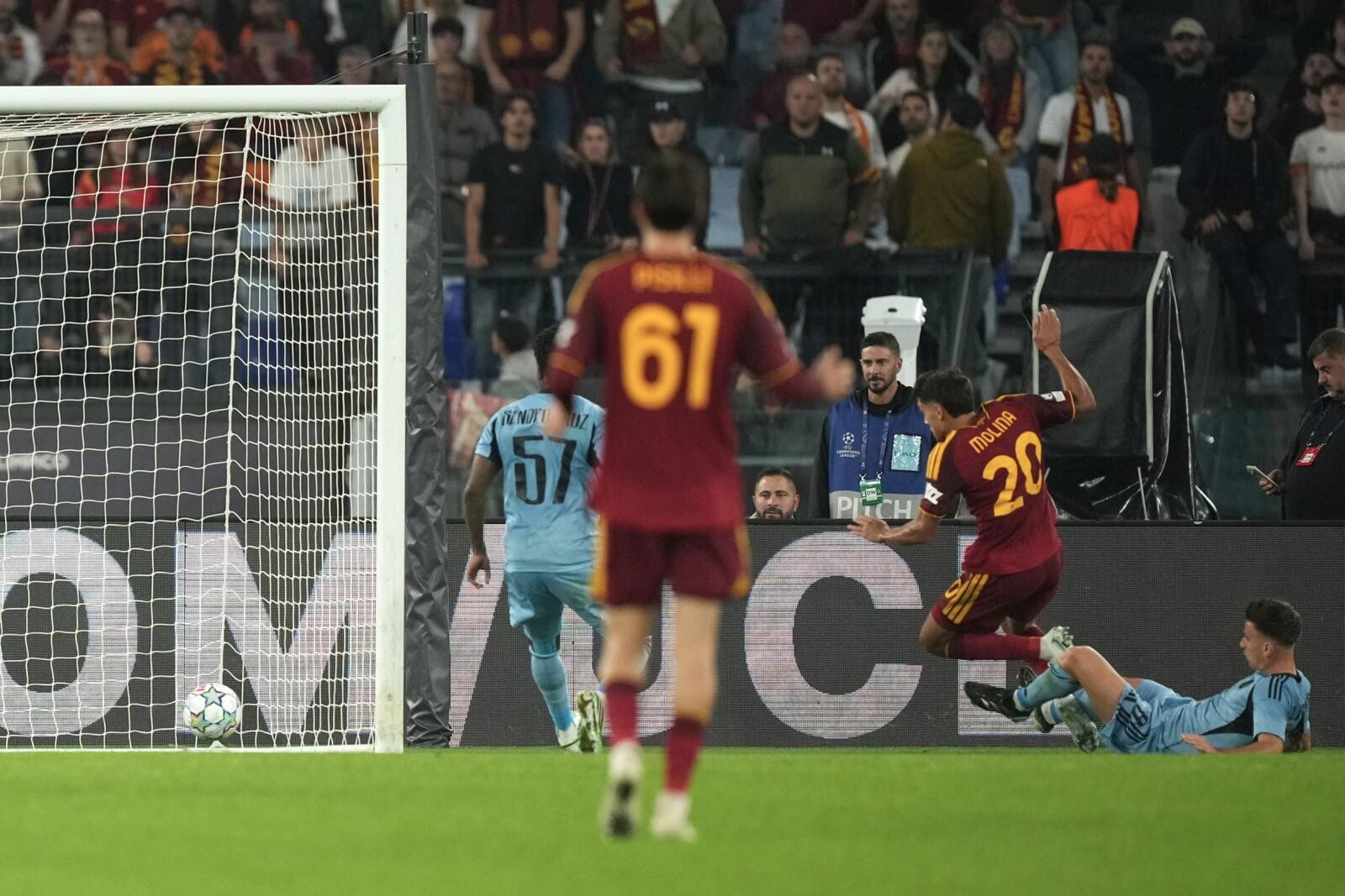 La notte Champions di Napoli e Roma