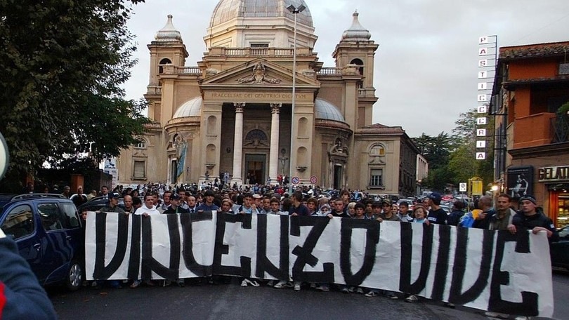 Quarant'anni di Vincenzo Paparelli