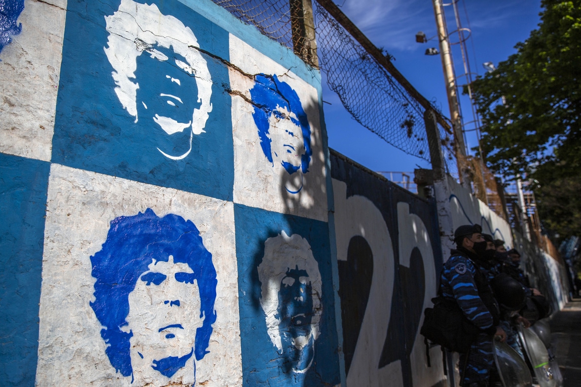 Maradona fra Napoli e Juventus