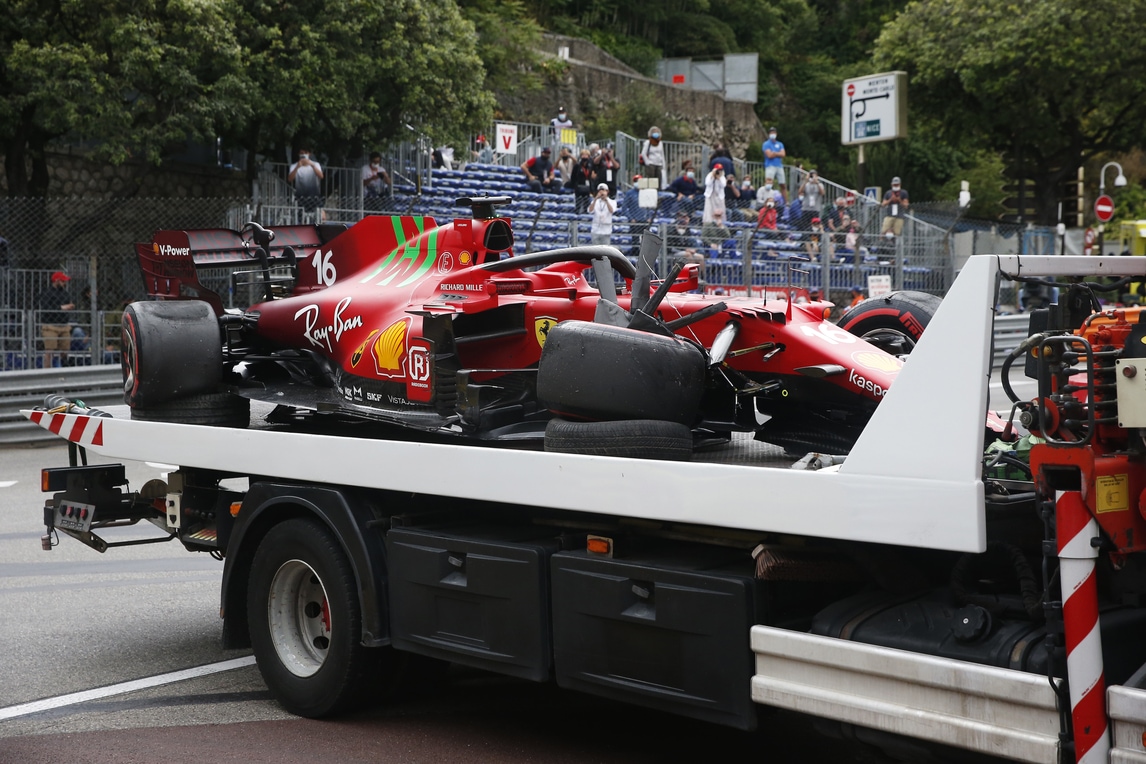 F1 Monaco: Leclerc in pole, timore per il cambio