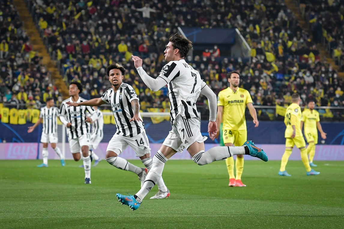 Qualche pallone per Vlahovic