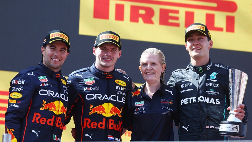 F1 Spagna: vince Verstappen, Leclerc tradito dal motore