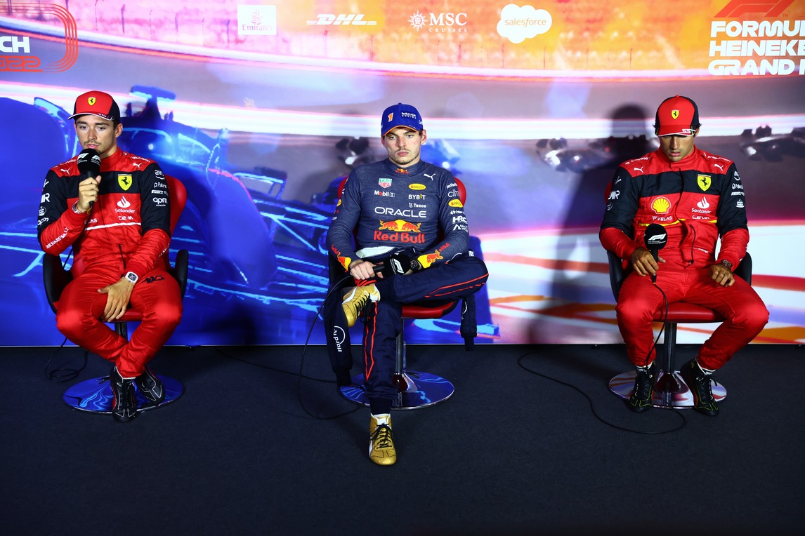 F1 Zandvoort: Verstappen in pole davanti a Leclerc e Sainz