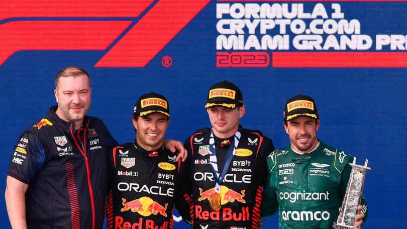 F1 Miami: Verstappen batte Perez, Alonso sul podio