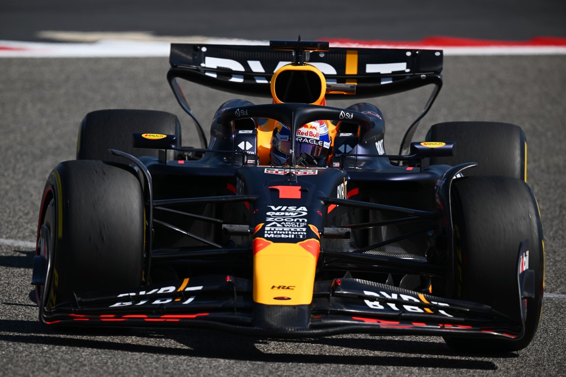 Monoposto Formula 1 2024: Red Bull RB20, Mercedes W15