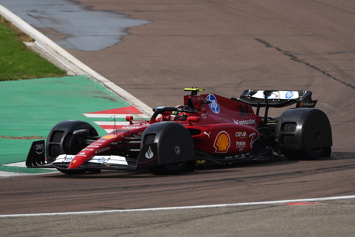 Ferrari e il test con i paraspruzzi FIA