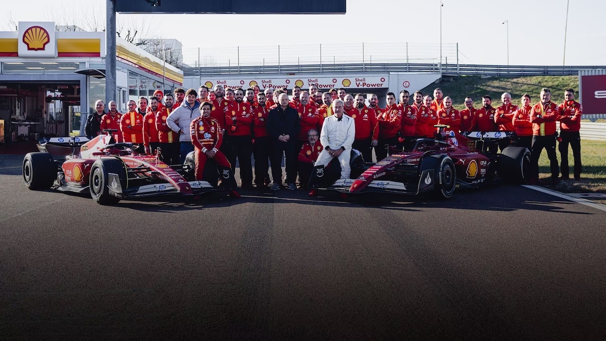 Ferrari e il saluto alla famiglia Sainz