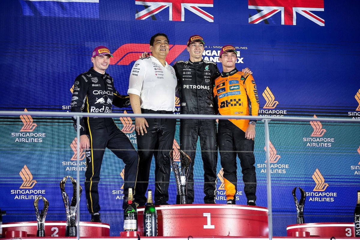 F1 Singapore: vince Russell, McLaren conquista il titolo costruttori