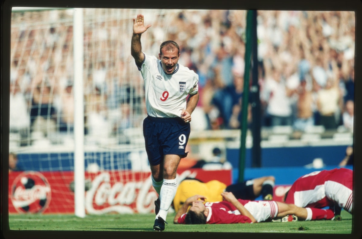 Alan Shearer, il re della Premier: carriera, gol e l'addio che ha fatto epoca