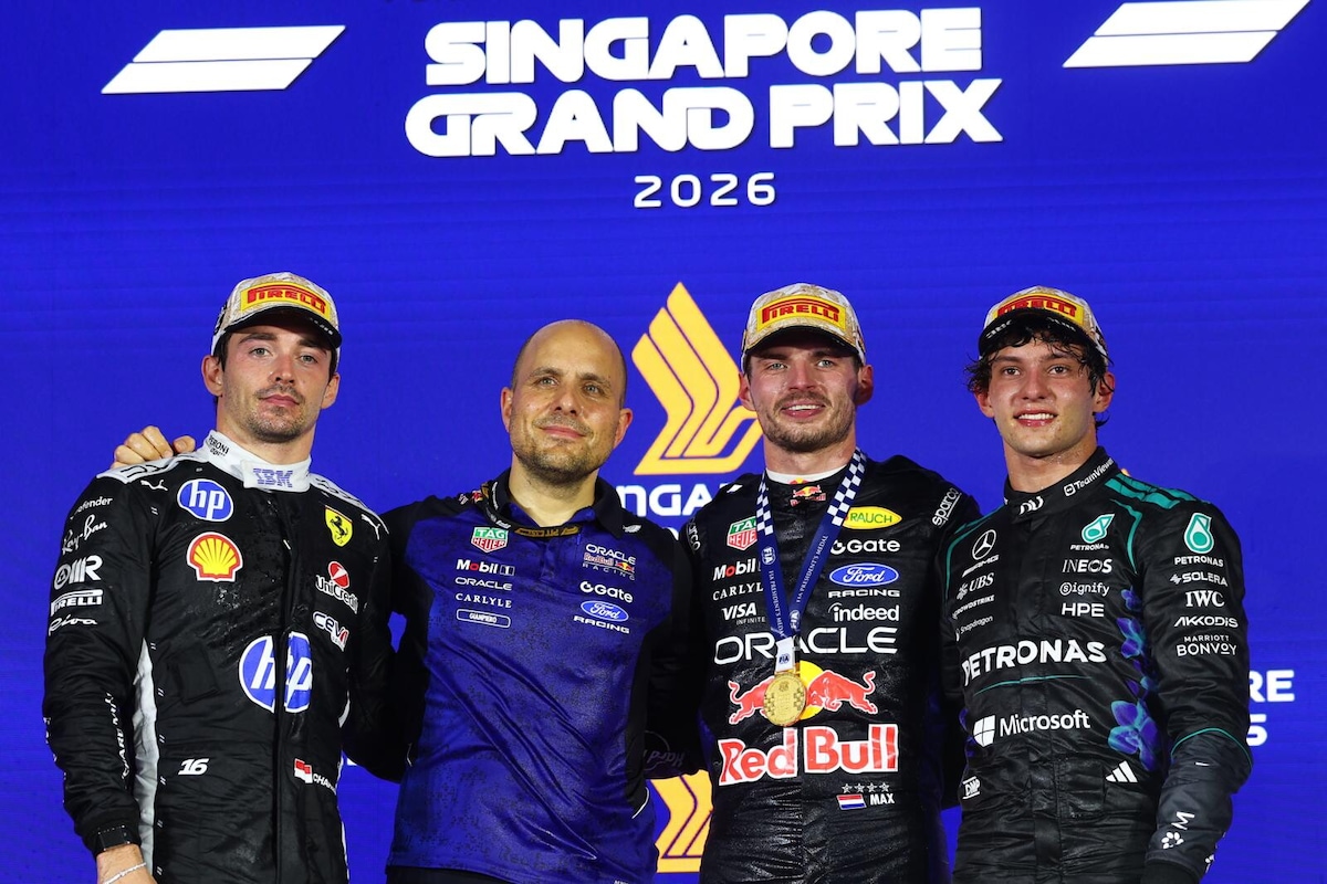 F1 Singapore: vince Verstappen, Leclerc e Antonelli sul podio