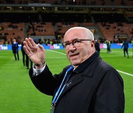 Le difficili dimissioni di Tavecchio