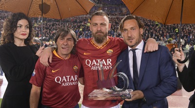 De Rossi e le bandiere di una volta