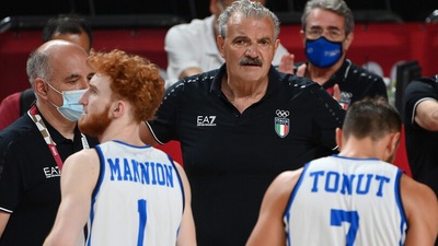 Il freddo addio a Sacchetti