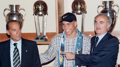 Calciomercato: Ronaldo, il Fenomeno che conquistò Milano