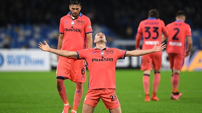 L'Atalanta vince anche al "Maradona" . Il film del campionato FOTO