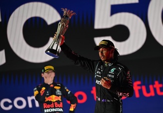 F1 Arabia Saudita: la vittoria di Hamilton e le incertezze della Direzione Gara
