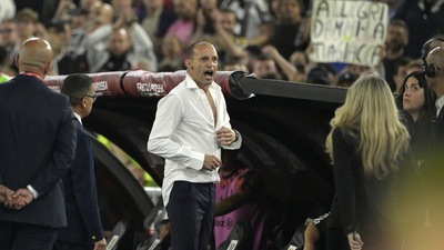 Allegri senza giacca