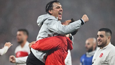 Montella in attacco