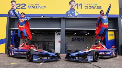Superman tra Formula E e Formula 1