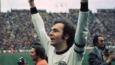Franz Beckenbauer, il Kaiser che ha cambiato il calcio