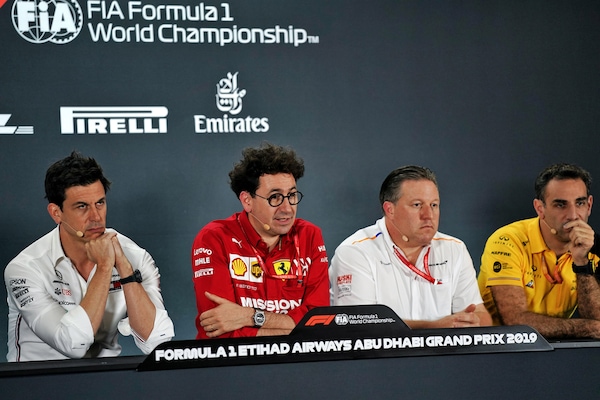 F1, Zak Brown: "Alcuni team stanno giocando con il fuoco"